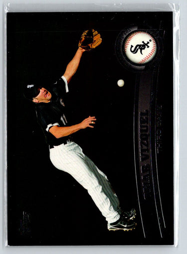 2011 Topps #243 Omar Vizquel Black Border F40