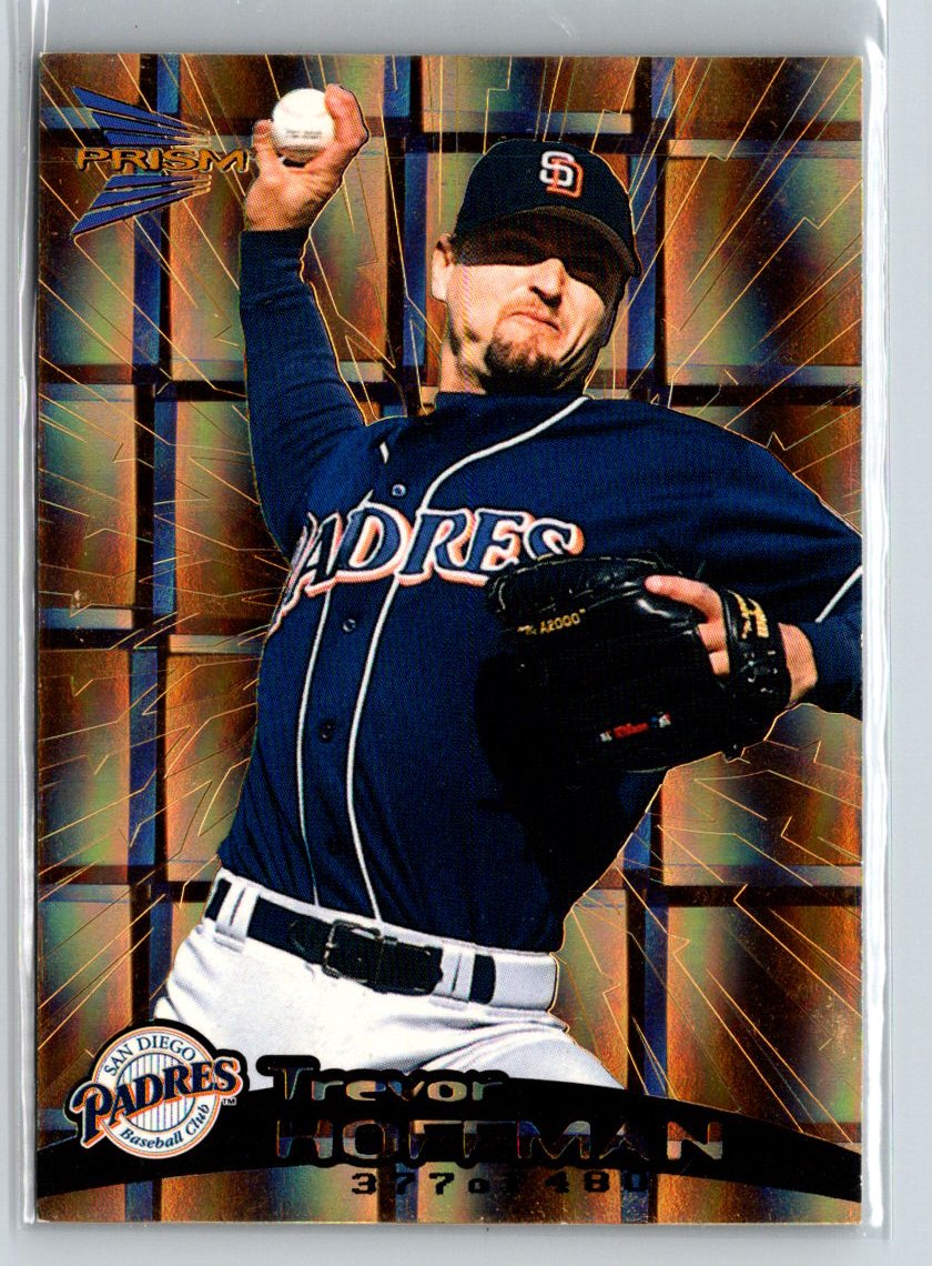 1999 Pacific Prism #124 Trevor Hoffman Holographic Gold #/480 G20