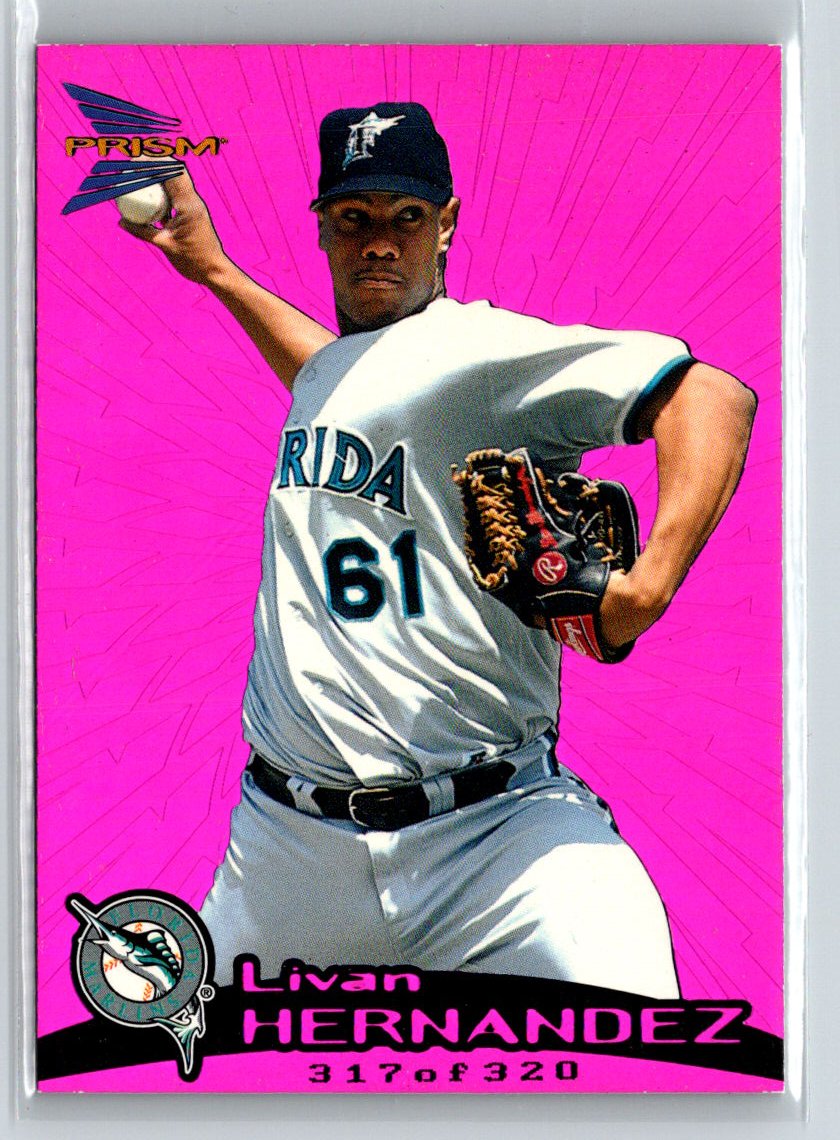 1999 Pacific Prism #62 Livan Hernandez Holographic Purple #/320 i12