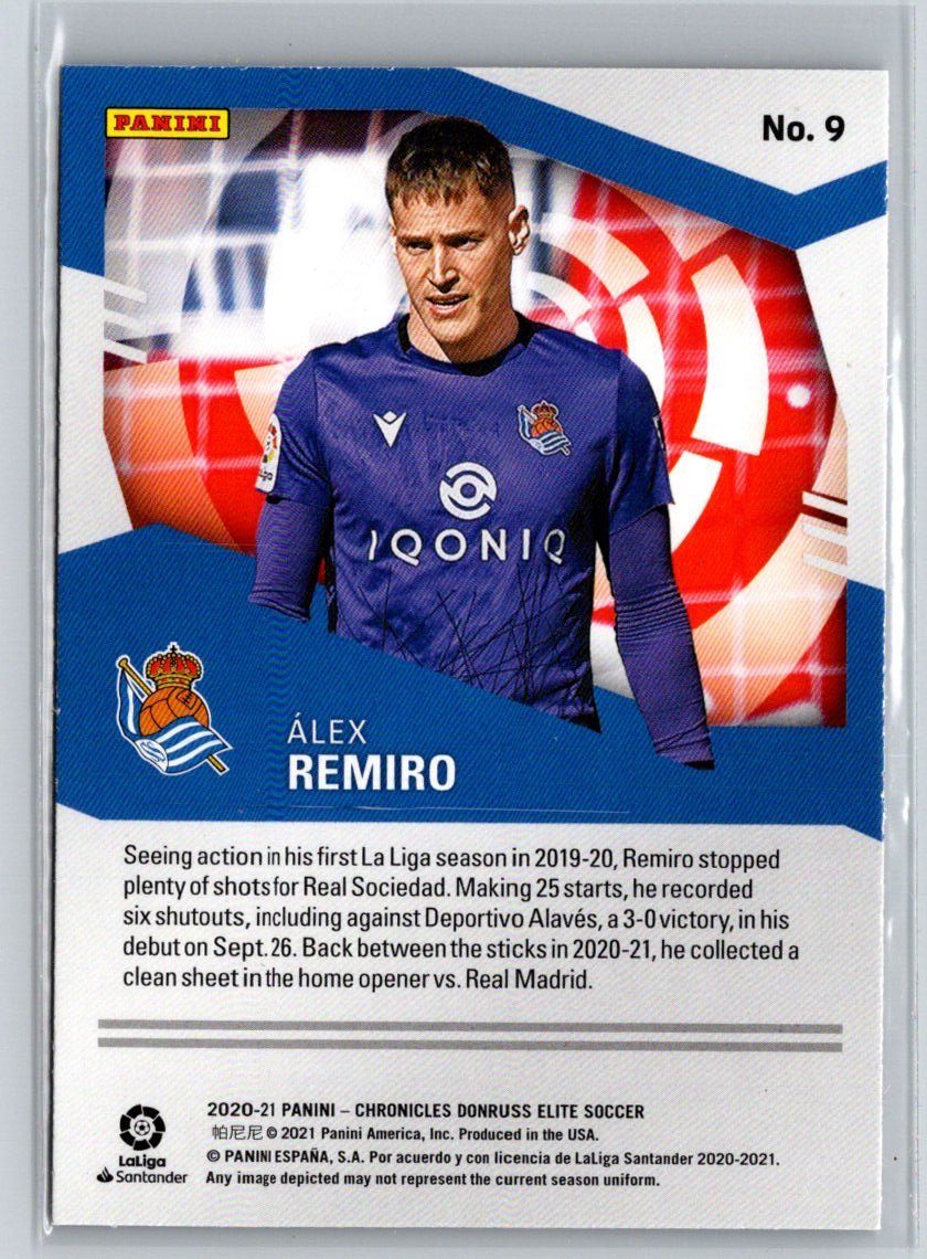 2020-21 Panini Chronicles - Elite La Liga Purple Astro #9 Alex Remiro i22