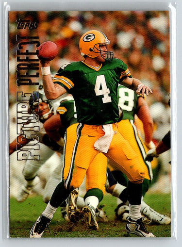 1999 Topps #P2 Brett Favre Picture Perfect i69