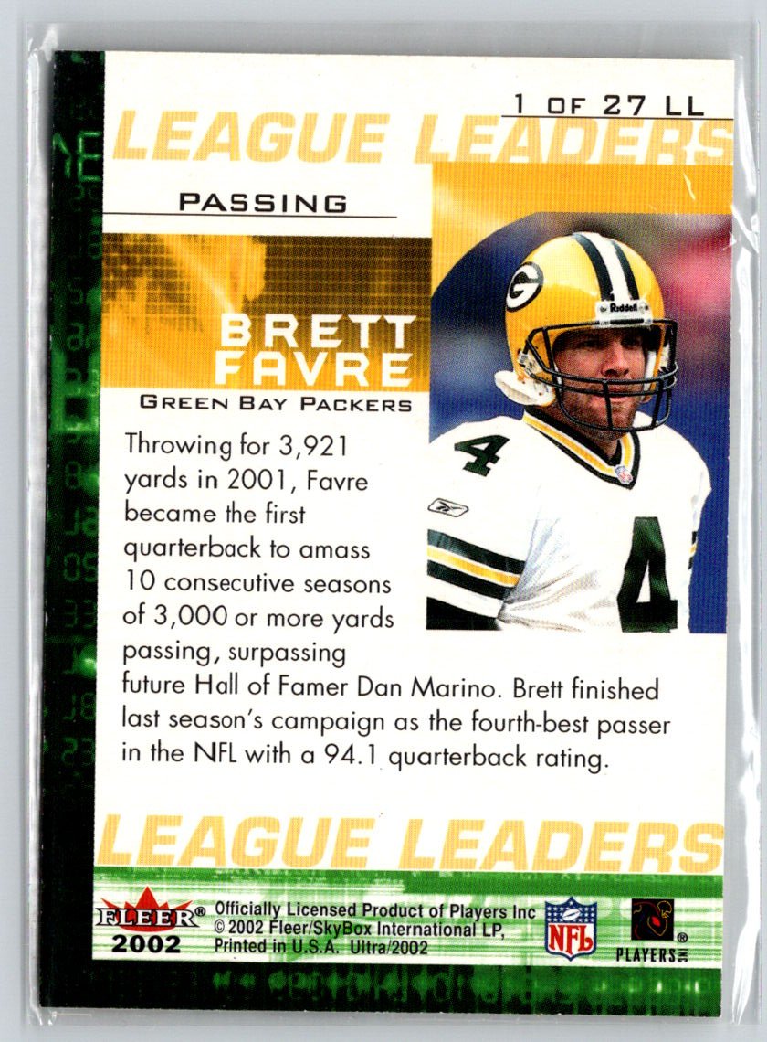 2002 Ultra #1 LL Brett Favre League Leaders i69