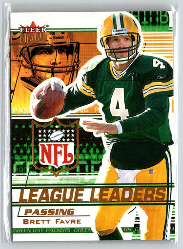 2002 Ultra #1 LL Brett Favre League Leaders i69