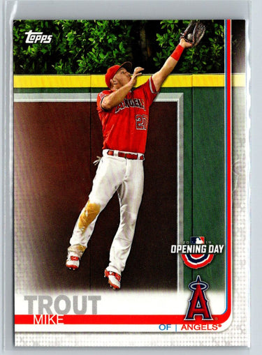 2019 Topps Opening Day #24 Mike Trout Q01