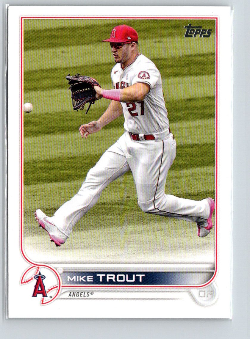 2022 Topps #27 Mike Trout Q21